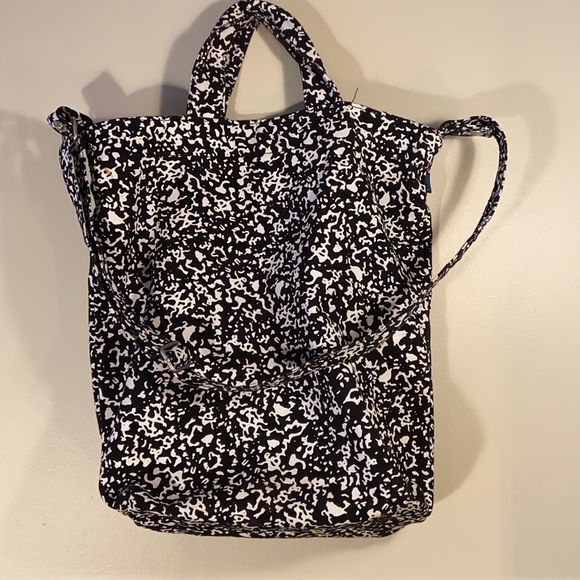 BAGGU Handbags - Baggu Classic Canvas Duck Tote Bag 🦆